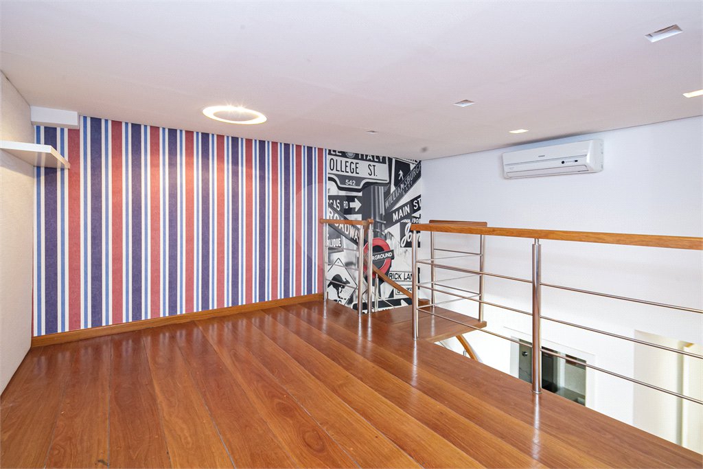 Casa à venda com 3 suítes no condomínio Villaggio Belvedere, São Paulo - SP