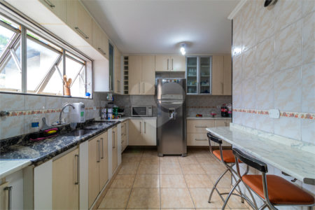 Casa à venda com 3 quartos, sendo 1 suíte,  em Santo Amaro, São Paulo, SP