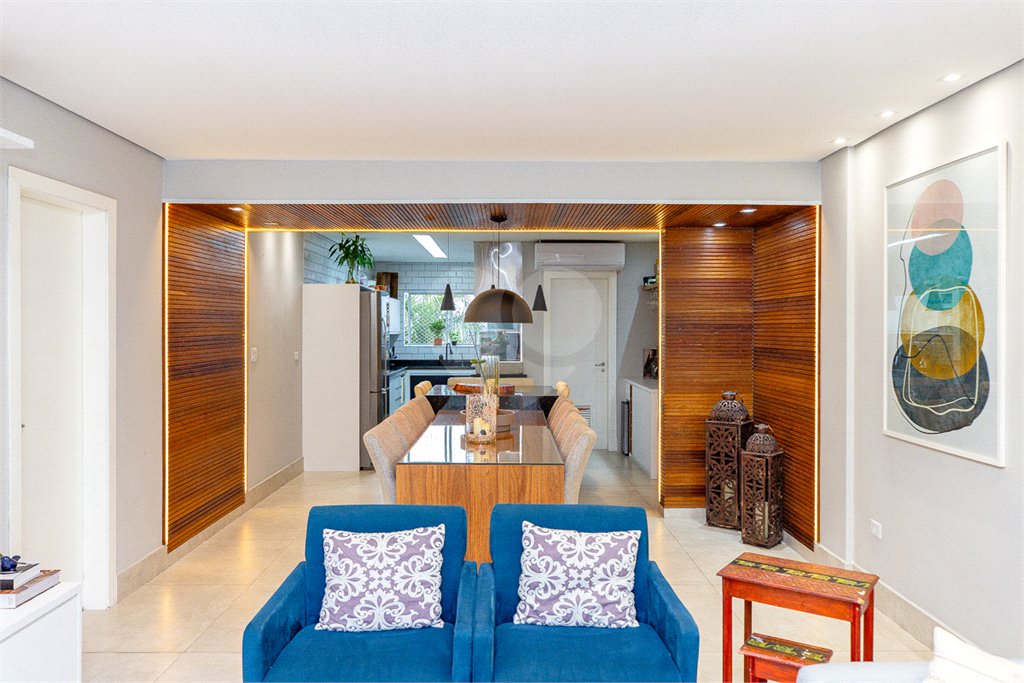 Apartamento à venda com 4 quartos, sendo 1 suíte, em Jardim Monte Kemel, São Paulo, SP