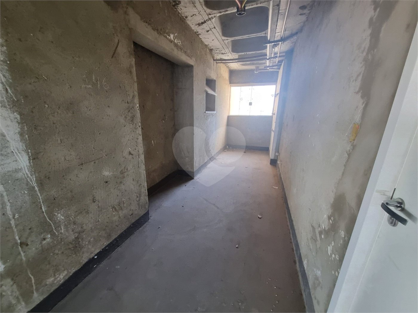 Apartamento à venda com 4 quartos, sendo 3 suítes, em Jardim Judith, Sorocaba, SP