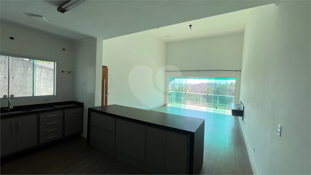 Sobrado à venda com 3 quartos, sendo 1 suíte, em Jardim Paulista, Atibaia, SP