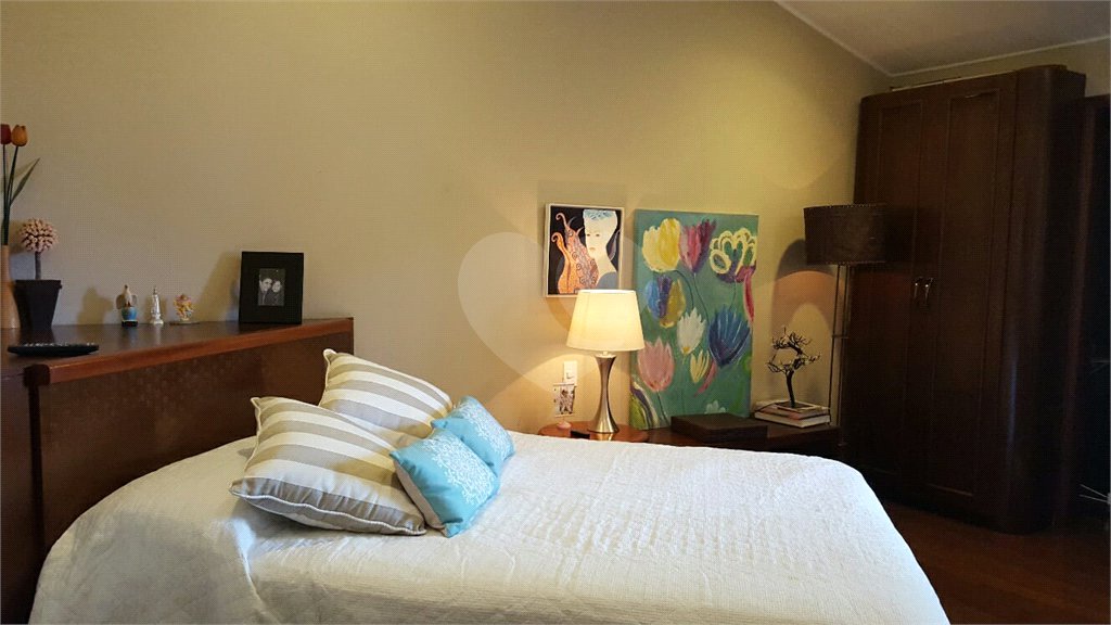 Casa à venda com 4 suítes no condomínio Bosque São Bento I, Sorocaba - SP