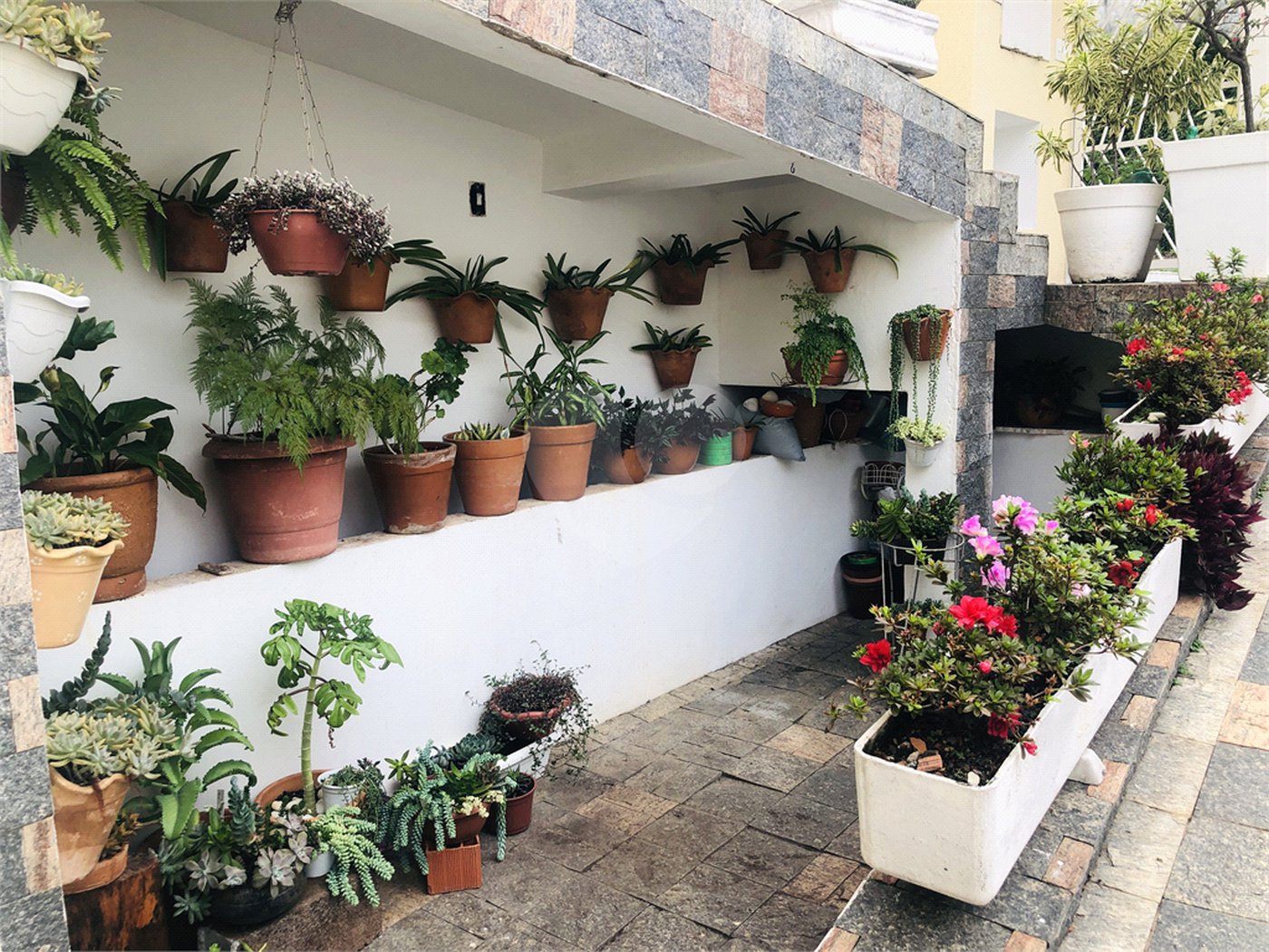 Sobrado à venda com 3 quartos, sendo 1 suíte, em Vila Romero, São Paulo, SP