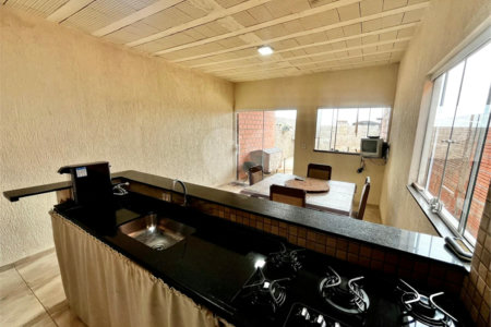 Casa à venda com 2 quartos em Vila Maria Isabel, Itapetininga, SP