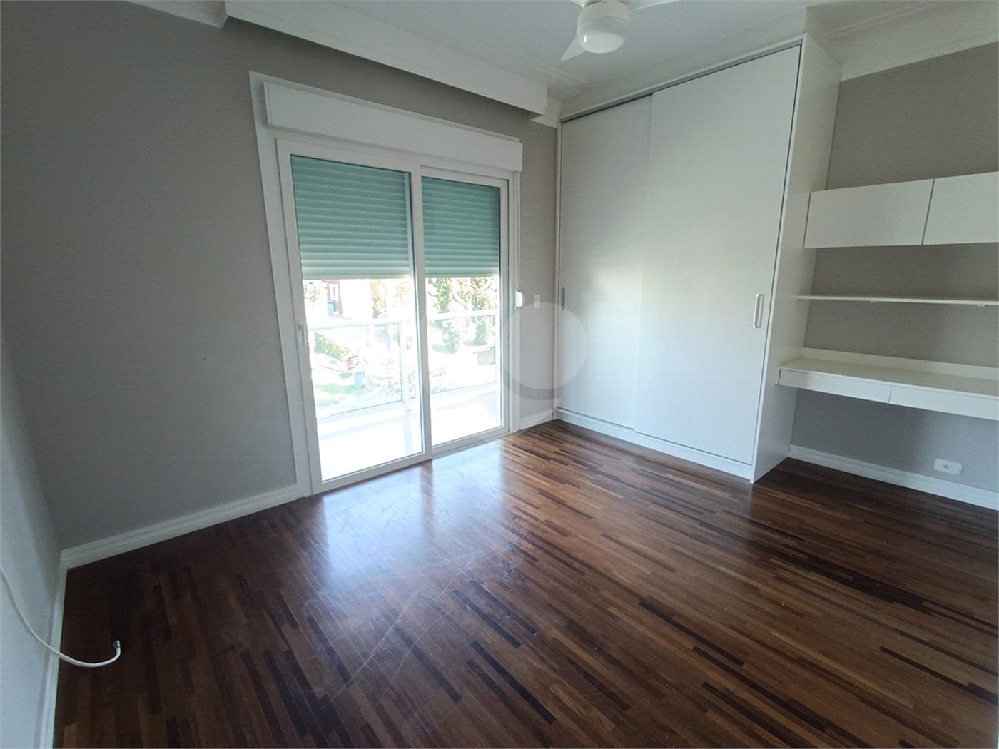 Casa à venda com 4 quartos, sendo 2 suítes, no condomínio Terras de Santa Adélia, Vargem Grande Paulista - SP