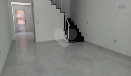 Sobrado à venda com 3 suítes em Jaçanã, São Paulo, SP