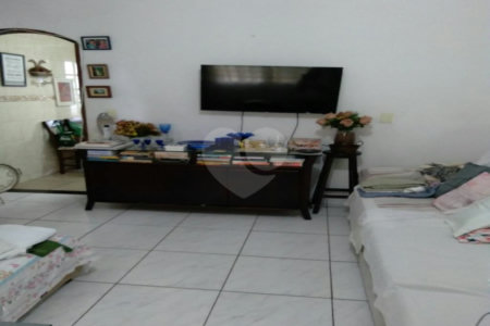 Casa à venda com 2 quartos no condomínio Eudoro Lincoln Berlinck, São Paulo - SP