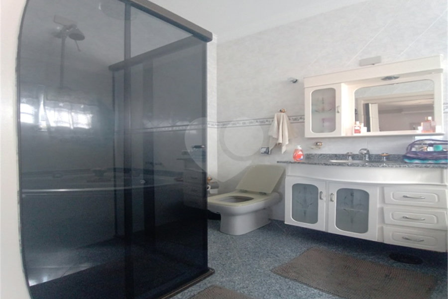 Sobrado à venda com 3 quartos, sendo 1 suíte, em Jardim França, São Paulo, SP