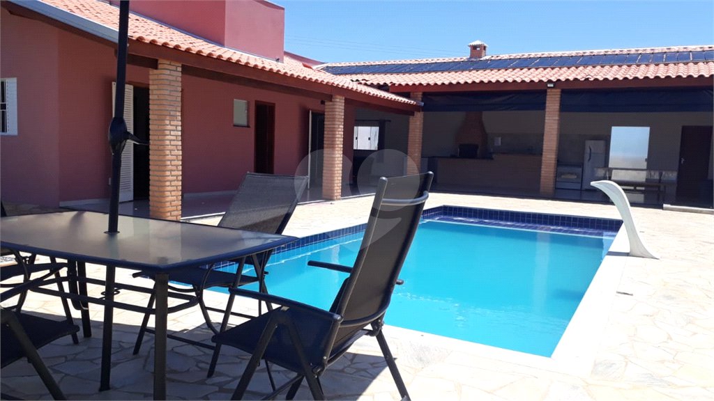 Chácara à venda ou para alugar com 2 quartos, sendo 1 suíte,  em Mato Seco, Itapetininga, SP