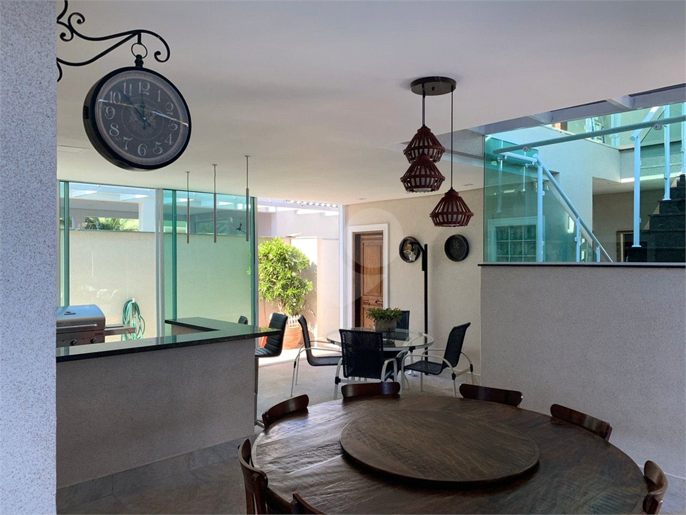 Casa à venda com 7 quartos, sendo 5 suítes, no condomínio Vivendas do Lago -, Sorocaba - SP