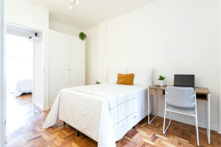 Apartamento à venda com 5 quartos, sendo 1 suíte,  em Pinheiros, São Paulo, SP
