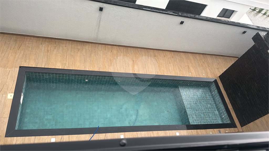 Casa à venda com 4 quartos, sendo 3 suítes,  no condomínio Alphaville Castelo, Itu - SP