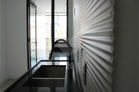 Apartamento à venda com 3 suítes em Pinheiros, São Paulo, SP