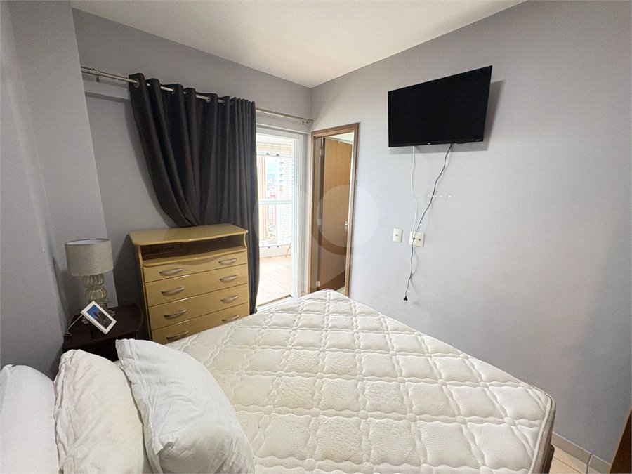 Apartamento à venda com 2 quartos, sendo 1 suíte,  em Boqueirão, Praia Grande, SP