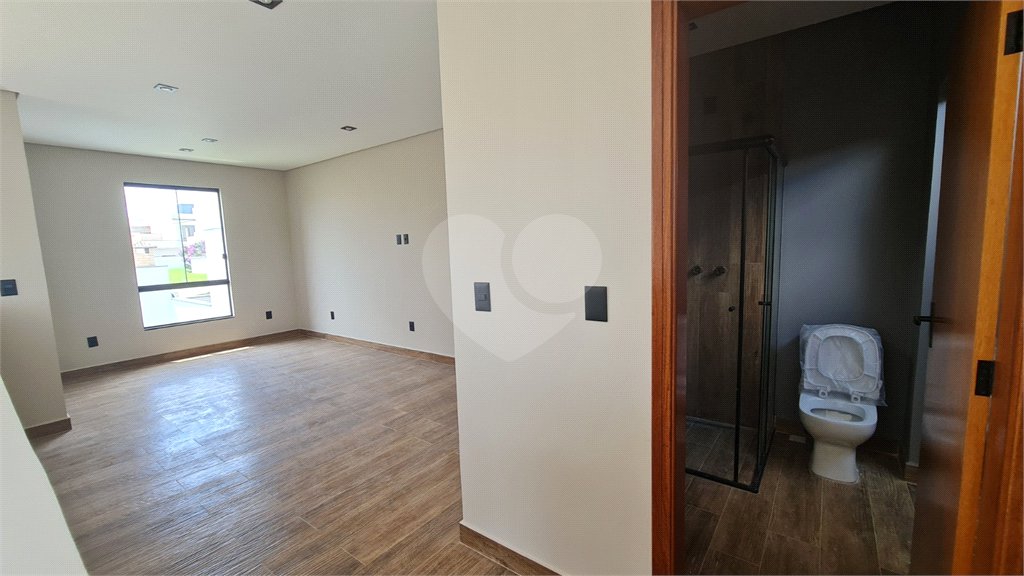 Casa à venda com 1 suíte no condomínio Terras de São Francisco, Sorocaba - SP