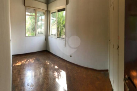 Casa à venda com 4 quartos em Butantã, São Paulo, SP