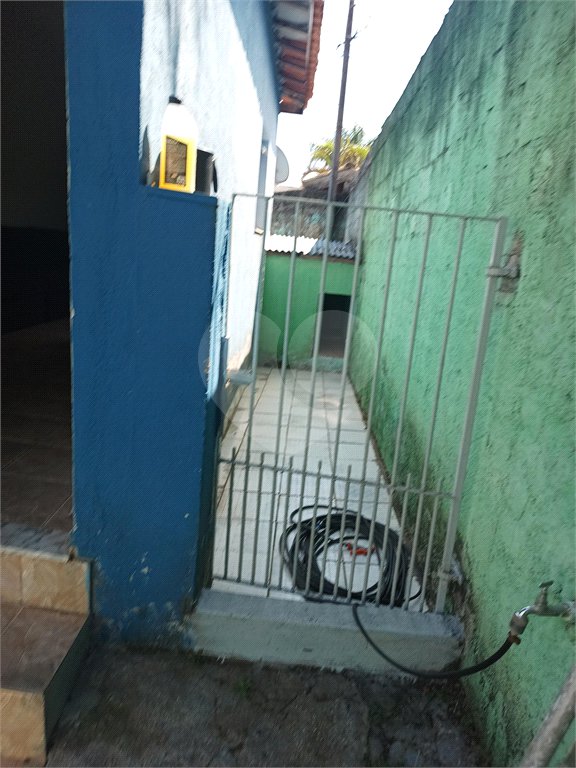 Casa à venda com 4 quartos, sendo 1 suíte, no condomínio Shangri-la, Atibaia - SP