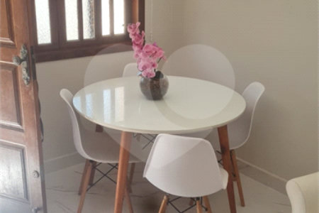 Casa em condomínio à venda com 2 quartos, sendo 1 suíte,  em Ogiva, Cabo Frio, RJ