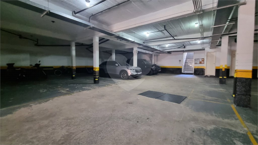 Casa à venda com 3 quartos, sendo 1 suíte,  no condomínio Rafaela I, São Paulo - SP