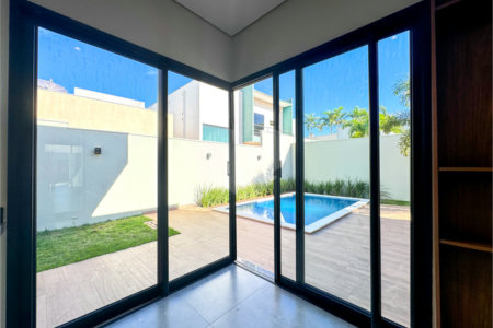 Casa à venda com 3 suítes em Parque Das Mangueiras, Três Lagoas, MS