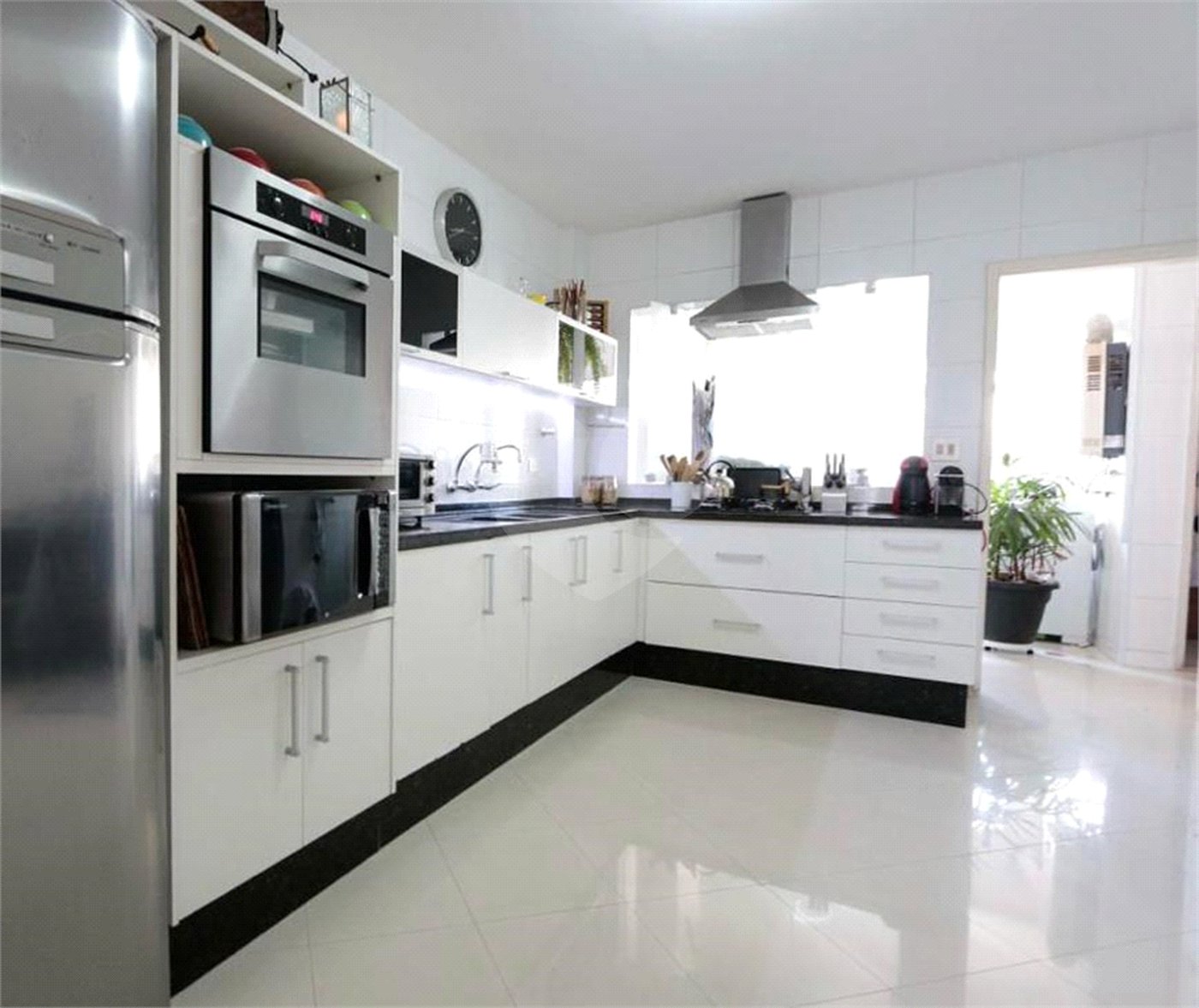 Apartamento à venda com 3 suítes em Vila Morumbi, São Paulo, SP