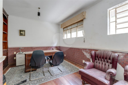 Sobrado à venda com 5 quartos, sendo 3 suítes,  em Jardim Luzitânia, São Paulo, SP