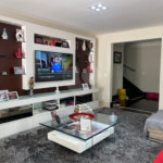 Casa à venda com 4 quartos, sendo 2 suítes,  no condomínio Village Place, São Paulo - SP