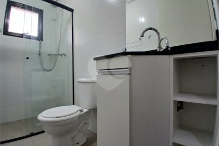 Apartamento para alugar com 2 quartos, sendo 1 suíte, em Jardim Carambeí, São Roque, SP