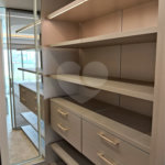 Apartamento à venda com 3 suítes em Moema, São Paulo, SP