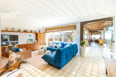Casa em condomínio à venda com 6 quartos, sendo 5 suítes,  em Praia Rasa, Armação dos Búzios, RJ