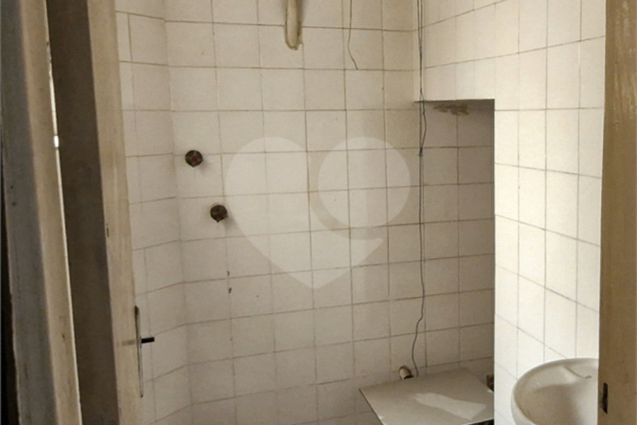 Casa à venda com 6 quartos, sendo 1 suíte, no Brasilândia, São Paulo, SP