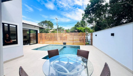 Casa em condomínio à venda com 6 quartos, sendo 4 suítes,  em Caravelas, Armação dos Búzios, RJ