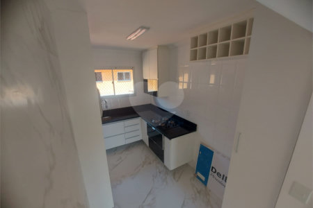 Casa à venda com 2 quartos, sendo 1 suíte,  em Jardim Torino, Cotia, SP