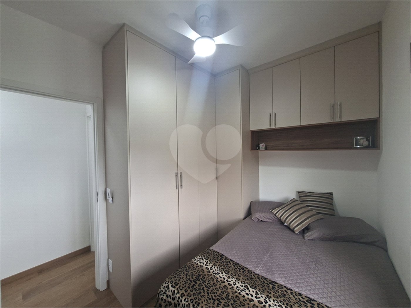 Apartamento à venda com 3 quartos, sendo 1 suíte,  no Centro, Itapetininga, SP
