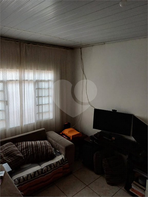 Casa à venda com 2 quartos em Vila Bernadotti, Mogi das Cruzes, SP