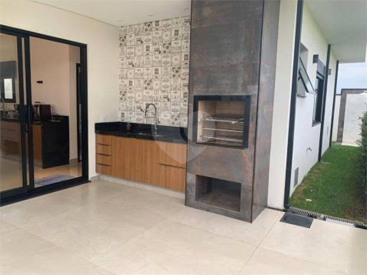 Casa à venda com 2 quartos, sendo 1 suíte, em Pinheirinho, Vinhedo, SP