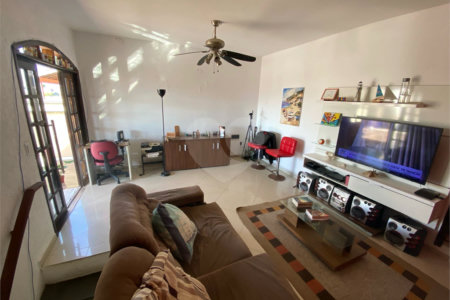 Apartamento à venda com 3 quartos, sendo 1 suíte,  em Alto Ipiranga, Mogi das Cruzes, SP