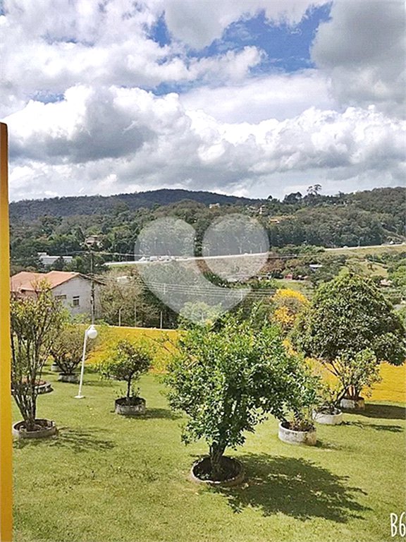 Casa à venda com 4 quartos, sendo 3 suítes, em Luiz Fagundes, Mairiporã, SP