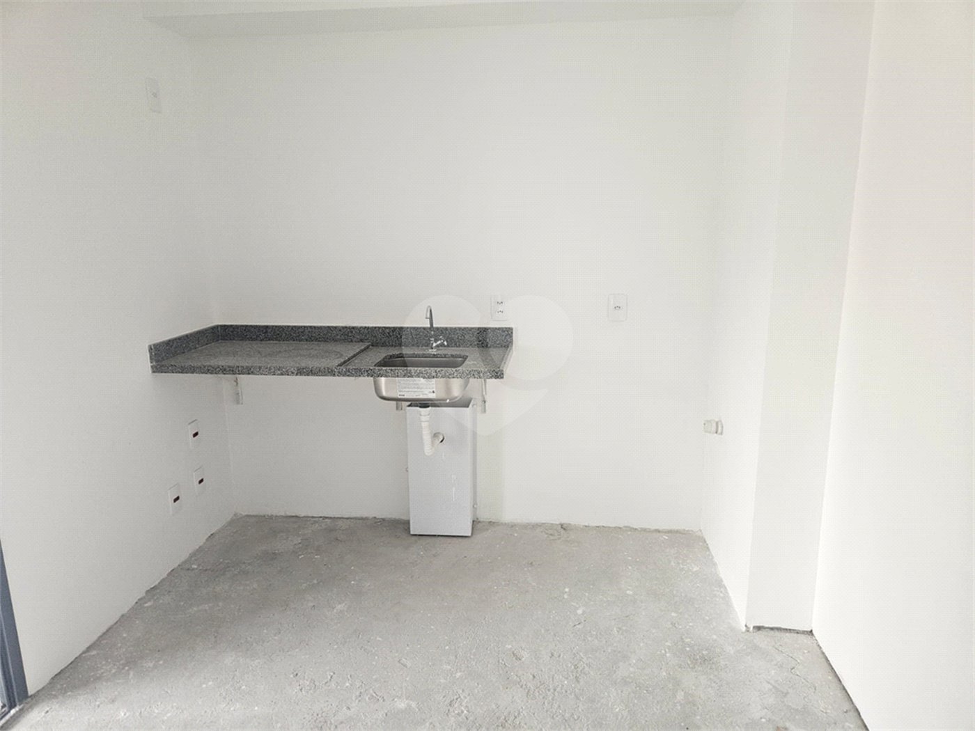 Apartamento à venda com 2 quartos, sendo 1 suíte,  em Cidade Monções, São Paulo, SP