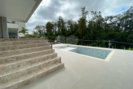 Casa à venda com 4 suítes em Residencial Jatibela, Campinas, SP