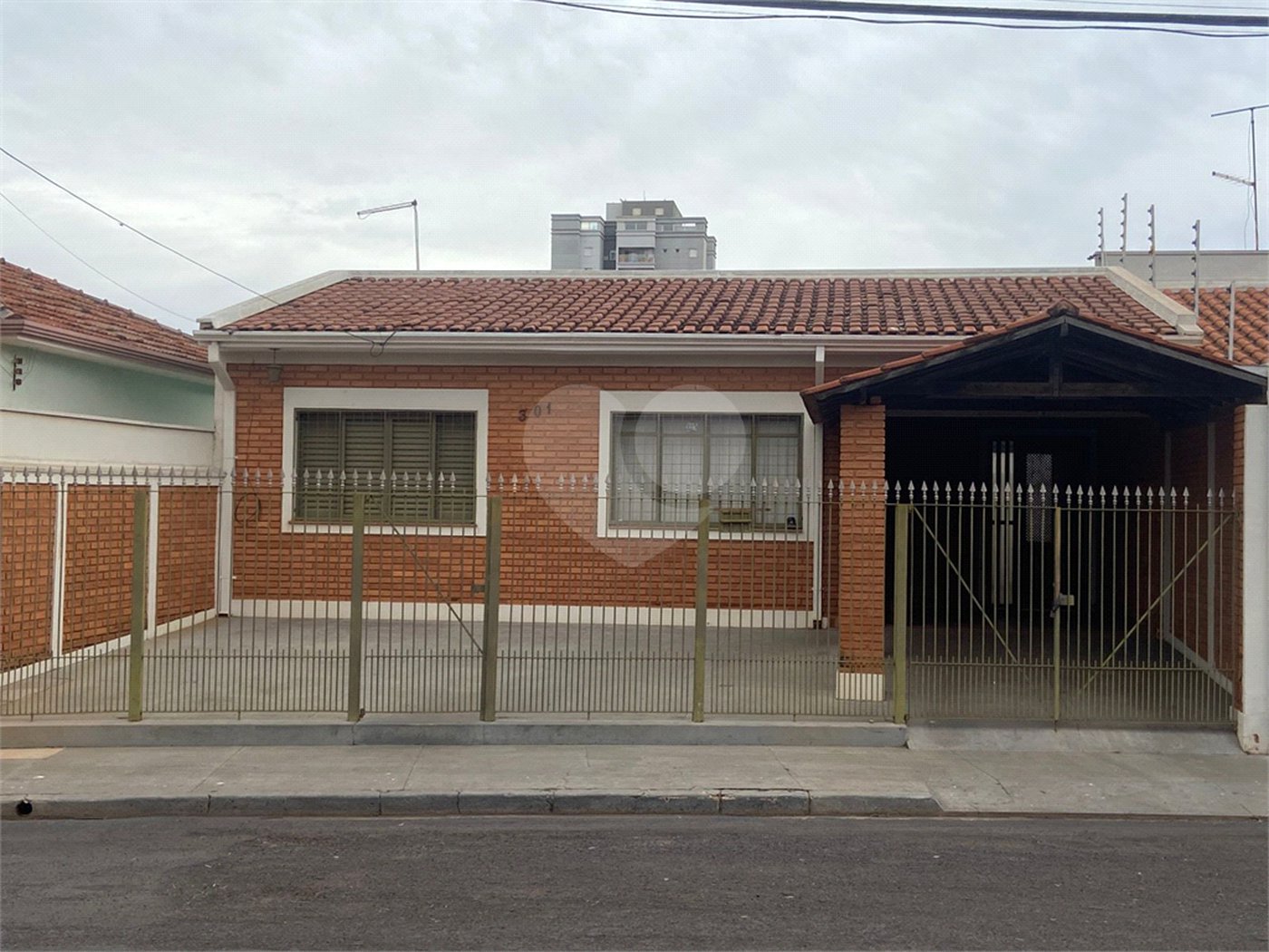 Casa à venda com 3 quartos em Jardim Paulistano (vila Xavier), Araraquara, SP