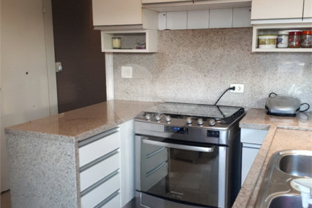 Sobrado à venda com 3 quartos, sendo 1 suíte, em Jardim Ester, São Paulo, SP