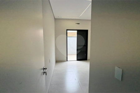 Casa à venda com 3 quartos, sendo 1 suíte, no condomínio Villagio Milano, Sorocaba - SP