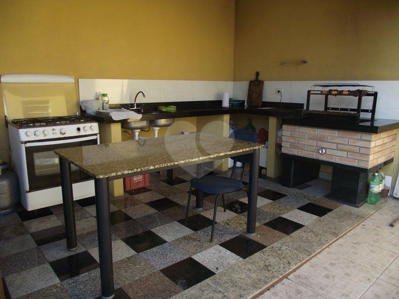 Casa Térrea à venda ou para alugar com 3 quartos, sendo 1 suíte, em Jardim Celani, Salto, SP