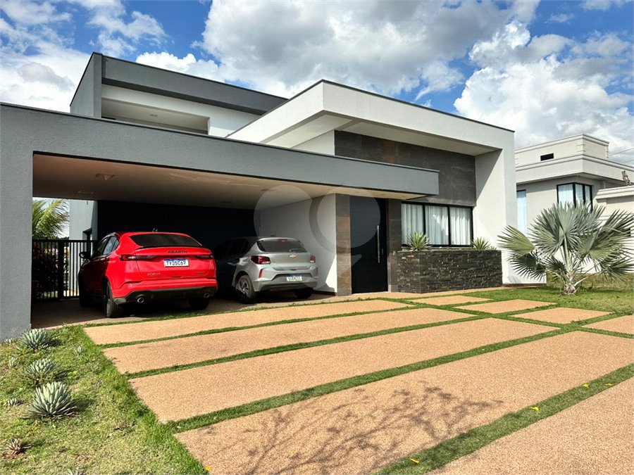Casa à venda com 3 suítes no condomínio Villas do Golfe, Itu - SP