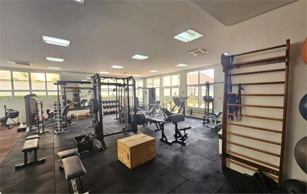 Apartamento para alugar com 3 quartos, sendo 1 suíte, em Água Branca, São Paulo, SP