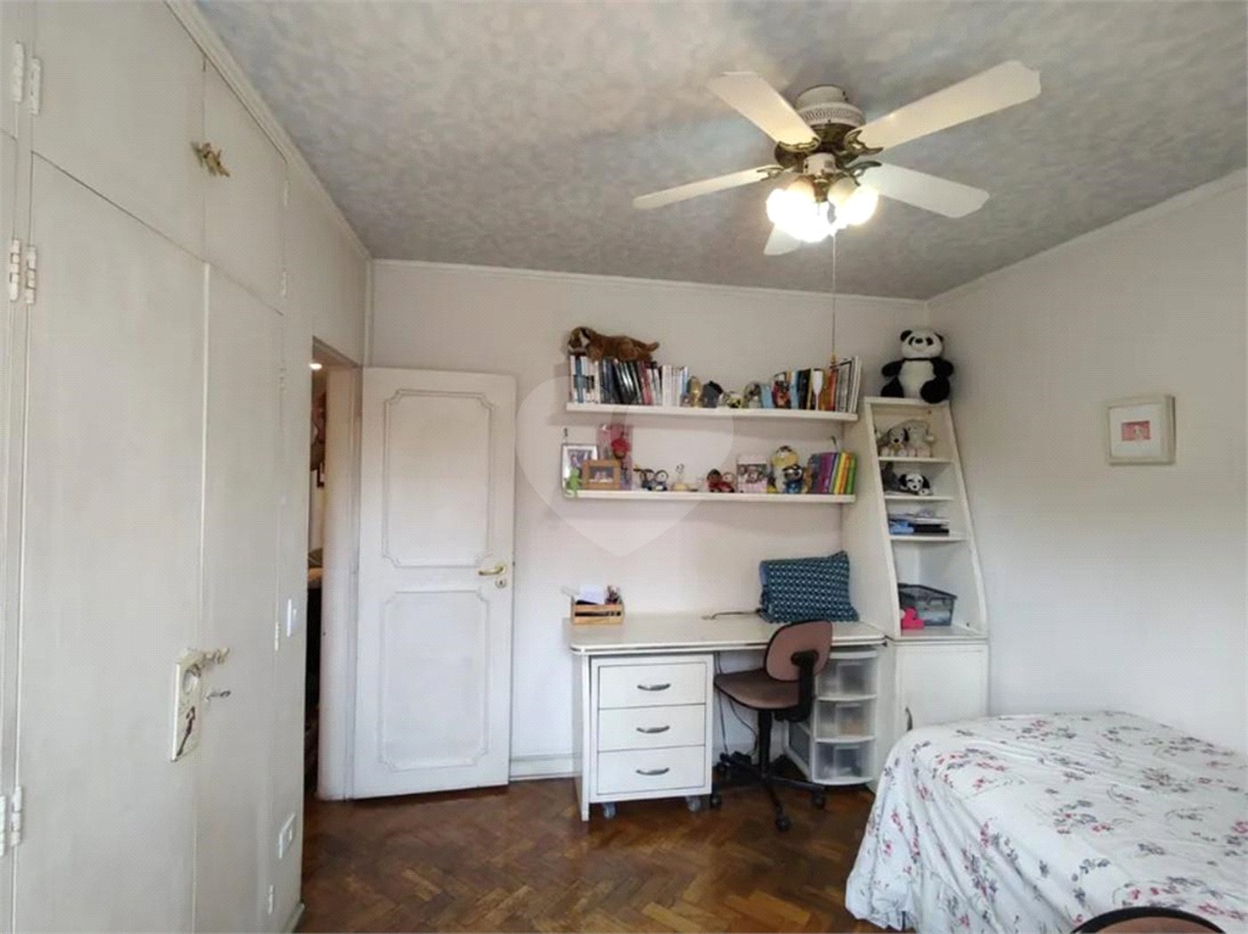 Apartamento à venda com 4 quartos, sendo 1 suíte, em Brooklin Paulista, São Paulo, SP