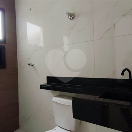 Casa à venda com 2 suítes no condomínio Residencial Paranaguá, São Paulo - SP