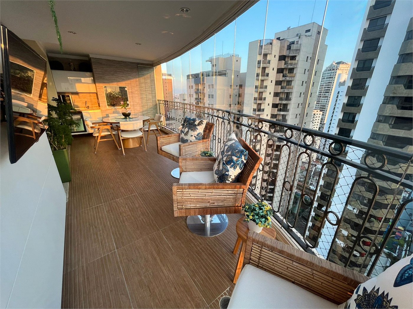 Apartamento à venda com 4 suítes em Santana, São Paulo, SP