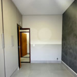 Casa à venda com 3 quartos, sendo 2 suítes, no condomínio Residencial Maria Dulce, Indaiatuba - SP